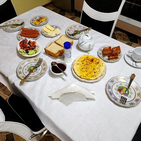 Lilia Guesthouse Sighnaghi Luaran gambar
